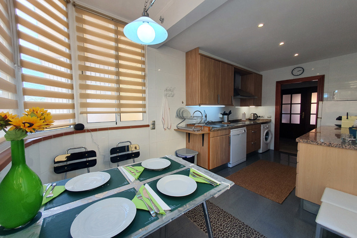 Tenerife-Puerto Santiago-Amira